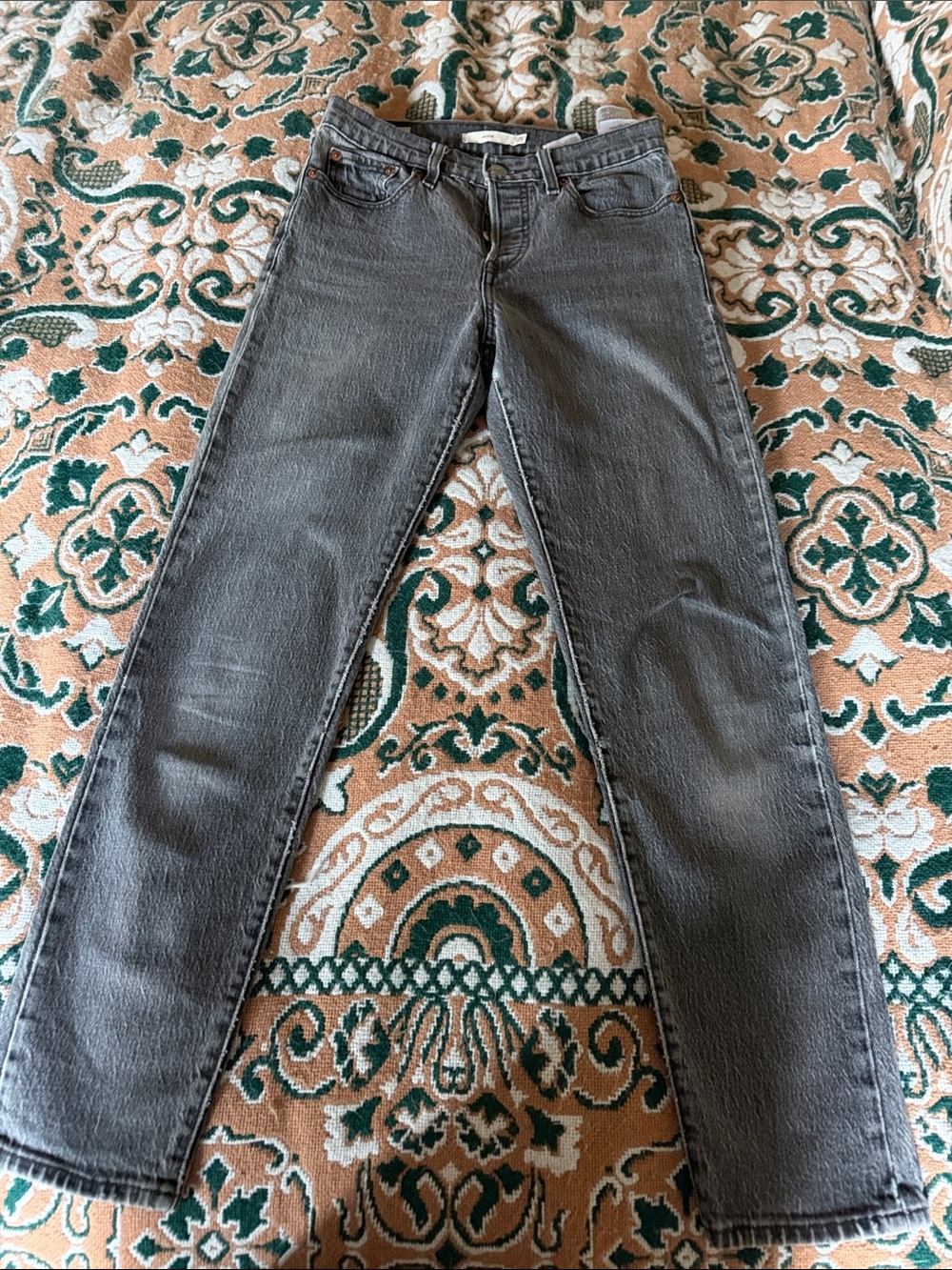 Levi’s Women’s Weggie Gray Jeans - Classic Everyday Style